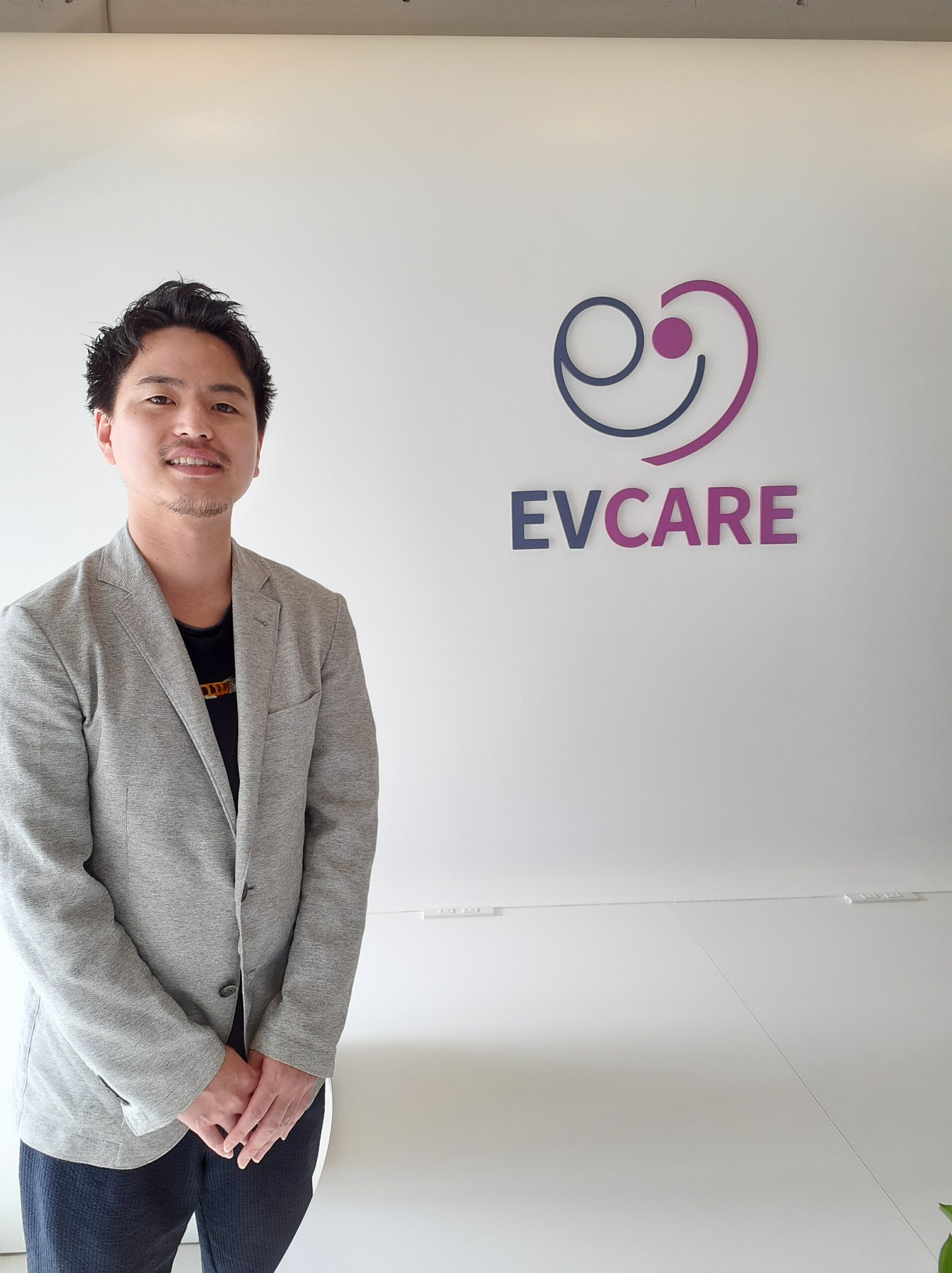 イヴケア代表取締役写真